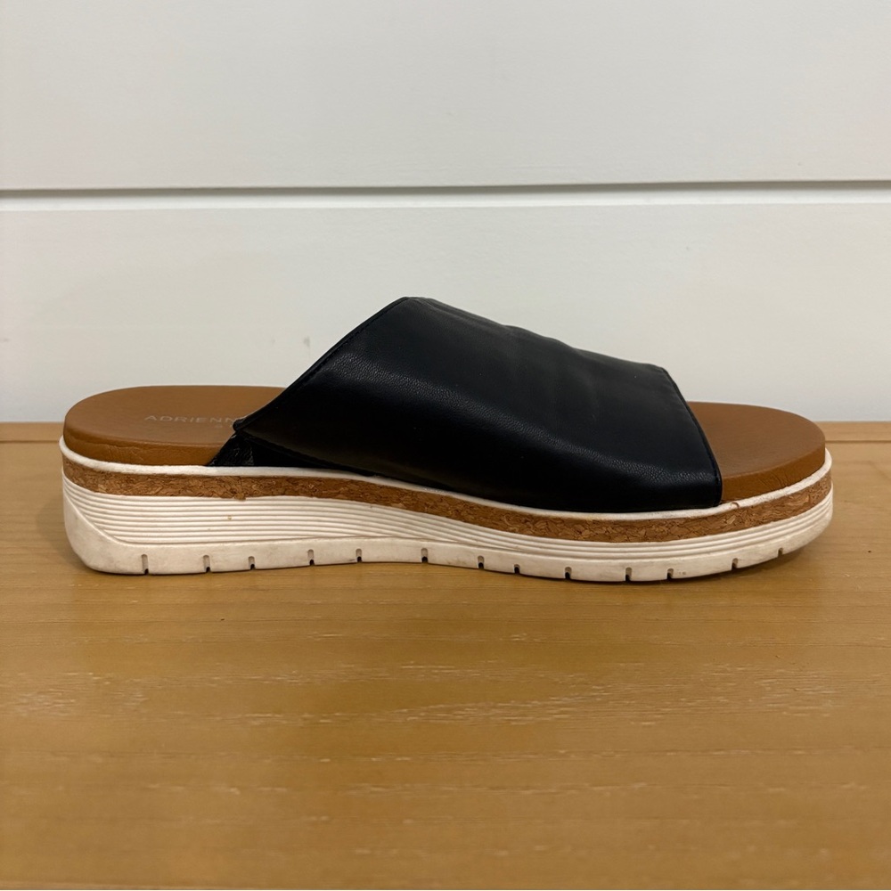 Adrienne Vittadini Black and Tan Mules